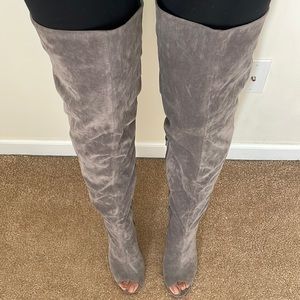 Shoedazzle Over the Knew Suede Fringe Boot